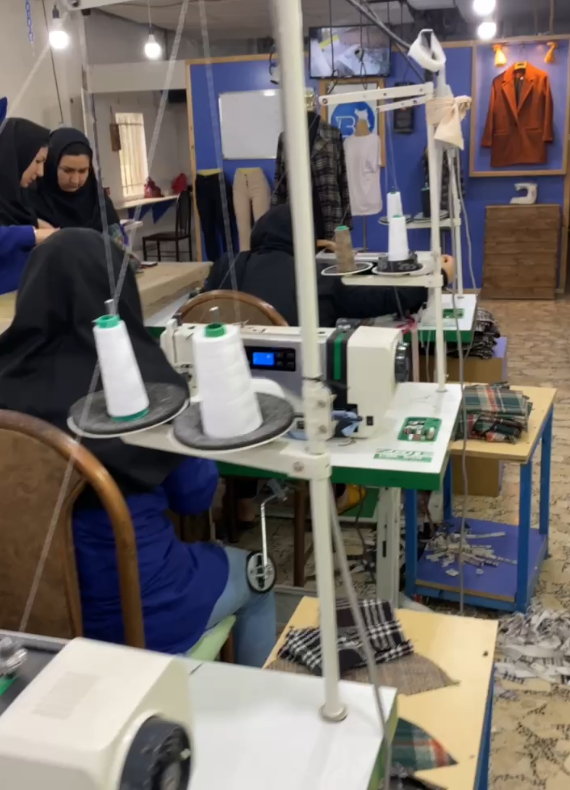 تولیدی لباس بلولند